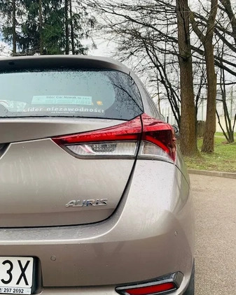 Toyota Auris cena 52500 przebieg: 78000, rok produkcji 2015 z Białystok małe 254